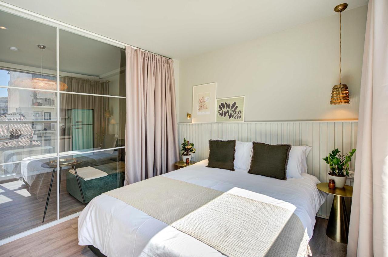 Yalarent Stunning Apartments At The Heart Of アテネ エクステリア 写真