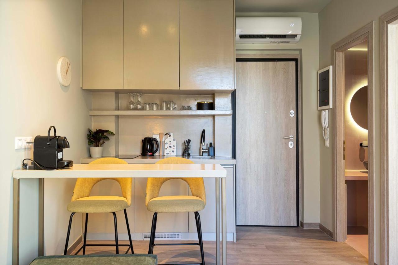 Yalarent Stunning Apartments At The Heart Of アテネ エクステリア 写真