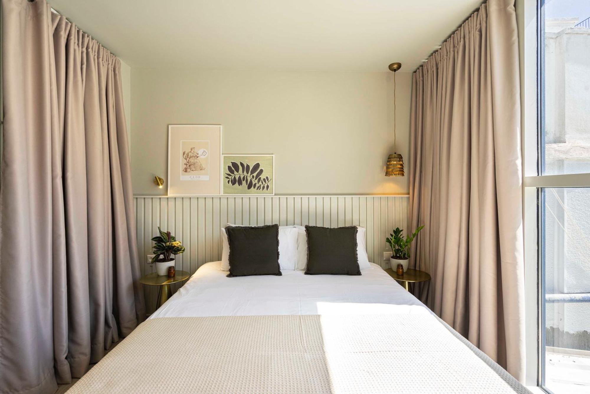Yalarent Stunning Apartments At The Heart Of アテネ エクステリア 写真