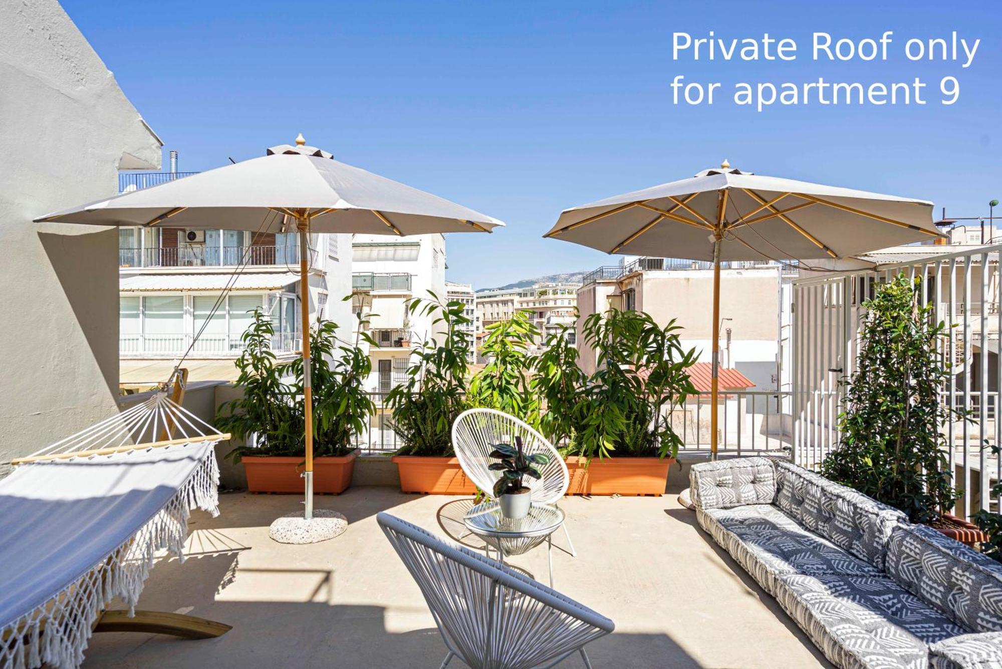 Yalarent Stunning Apartments At The Heart Of アテネ エクステリア 写真